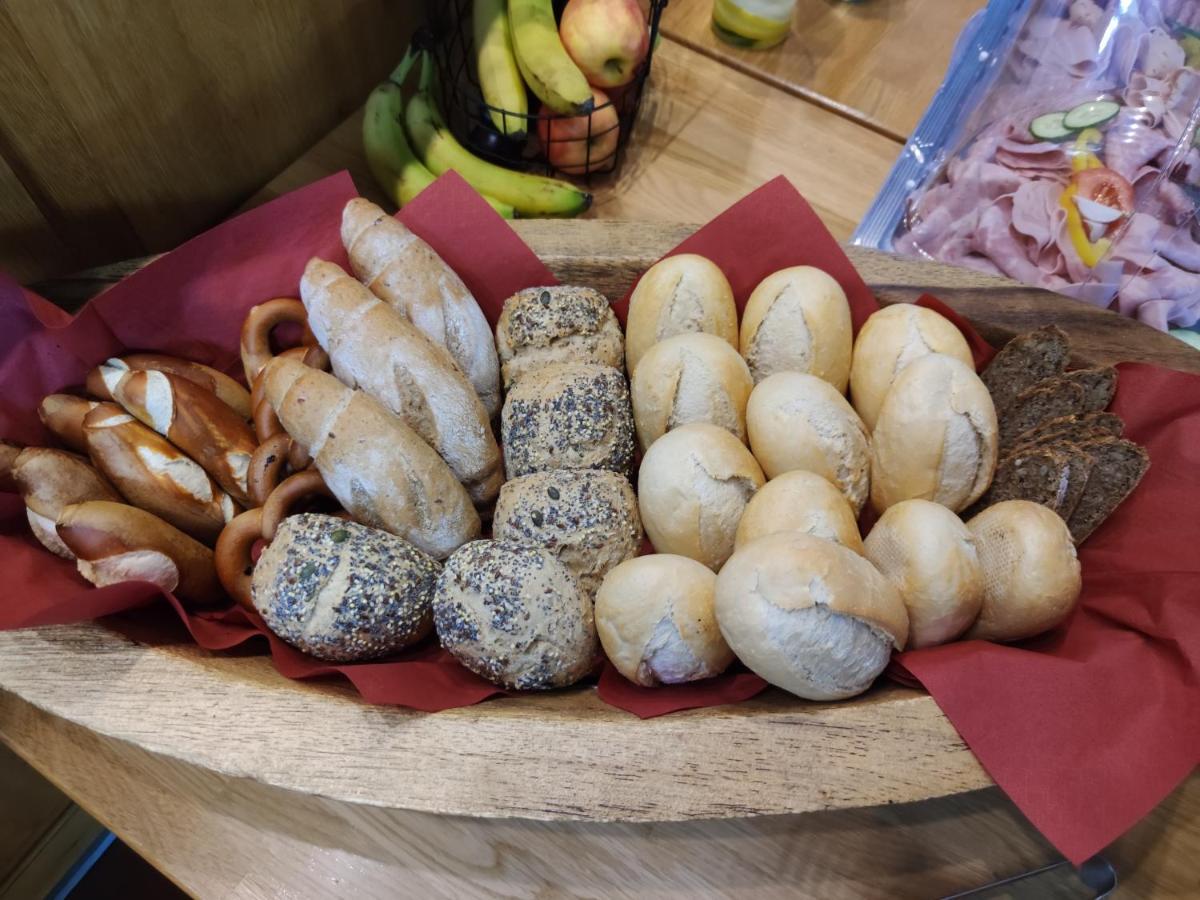 فندق Gasthaus Zum Halbmond شباير المظهر الخارجي الصورة